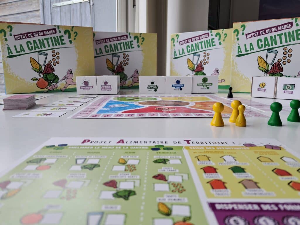 Jeu PAT "Qu'est-ce qu'on mange à la cantine?"