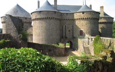 Réhabilitation du châtelet d'entrée du Château de Lassay. Crédit photo: Château de Lassay