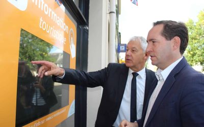 Inauguration vitrines tactiles 19 09 2017